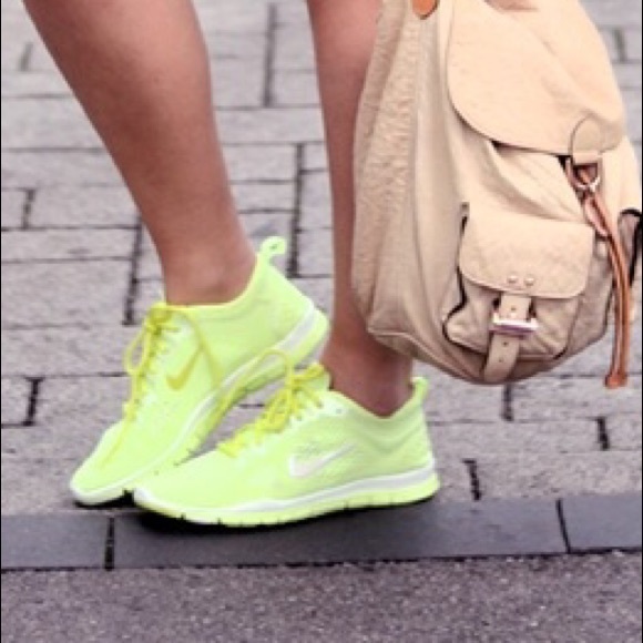 Nike Shoes - NIKE FREE 5.0TR FIT 4BREATH LIQUID LIMEWHITE-VENOM